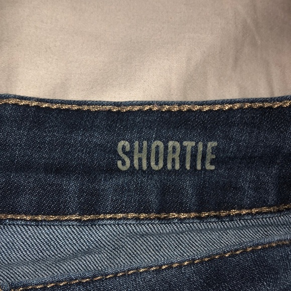 Short - Picture 3 of 4